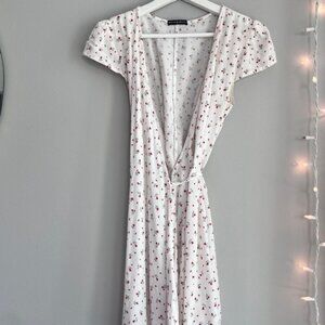 brandy melville white wrap dress 🌸